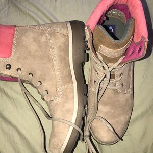 Discovery Expedition Hiking Boots